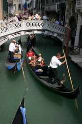 Xtrallusion offers characteristic Bed and Breakfast, B&B, Guest House, Hotel, Albergo and Country Lodge accommodation in Italy. Plus independent self-guided Walking, Adventure, Activity, Skiing and Paragliding Holiday itineraries on the Italian Rivieras, in the Italian Lakes, in the Italian Alps and in some of the most beautiful corners of Italy.